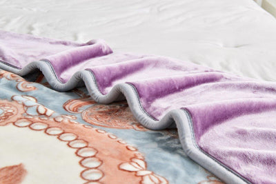 Cloudy Reversible heavy Blanket