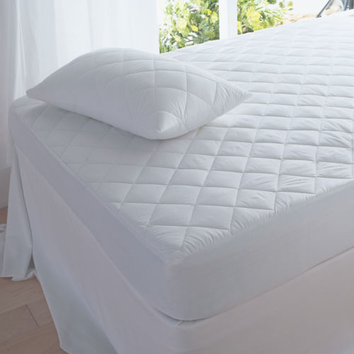 Quilted mattress protectors